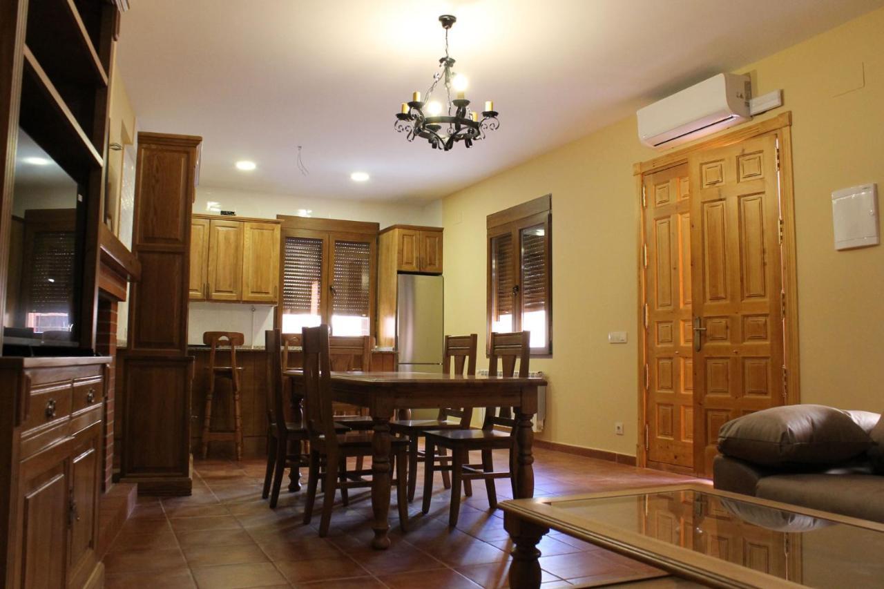 Casa Rural Senorio De Quevedo Villanueva De Los Infantes Exteriör bild